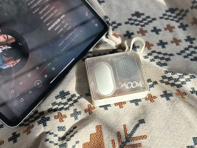 N口袋音响开箱便携迷你户外好装备！龙8游戏国际登录100多元的MOO(图6)