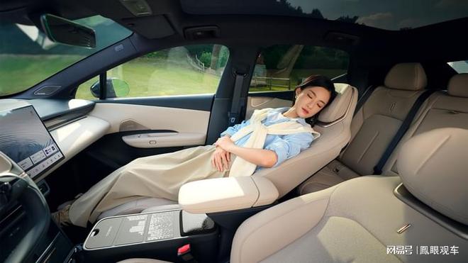 趣领克Z20对比海豹06GT、大众ID3龙8国际头号玩家都是年轻人喜欢的电控乐(图2)
